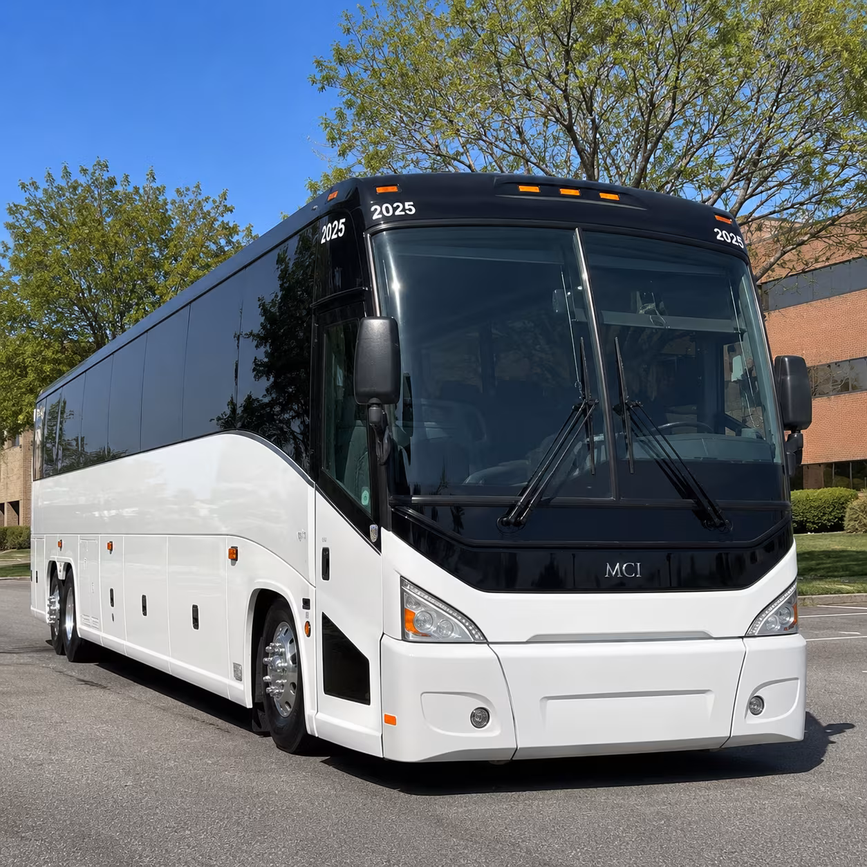 how the distance and duration of your trip affect charter bus rates