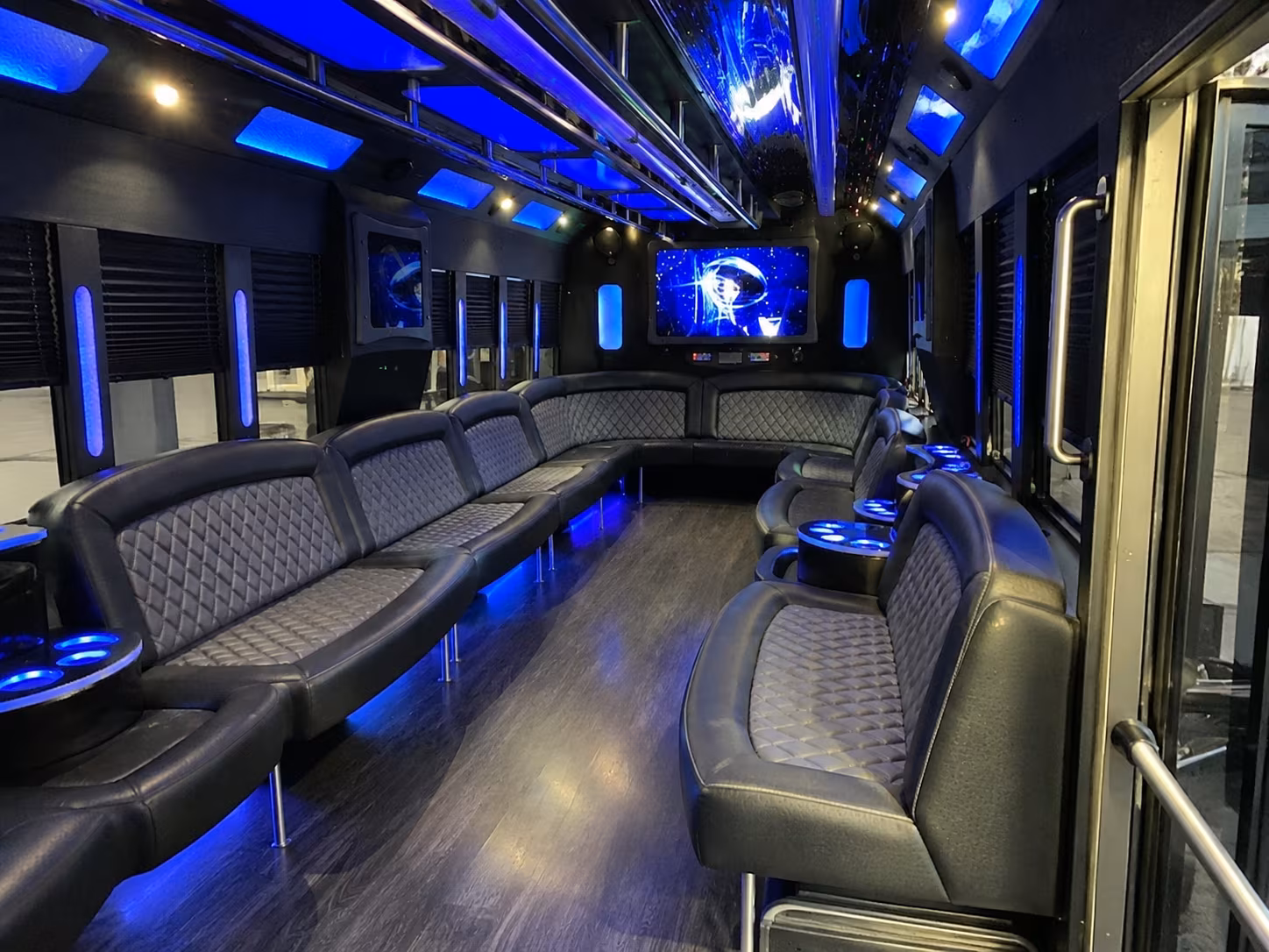 pasadena 28 passenger party bus interior